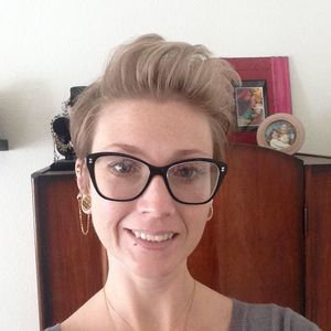 Meet your Posher, Alix